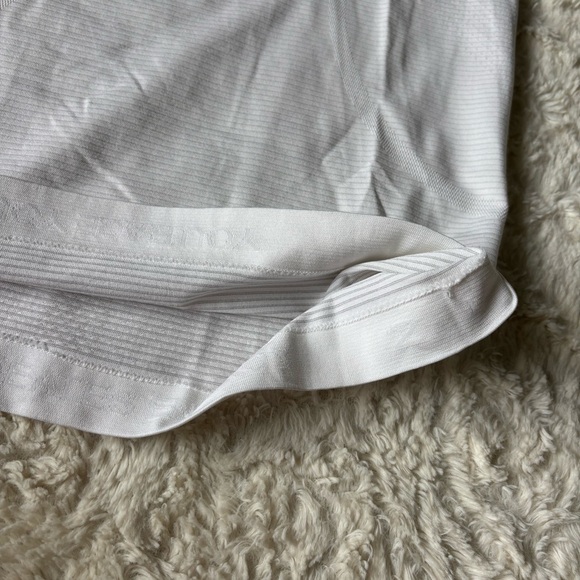 Lululemon Swiftly Tech Short Sleeve Shirt 2.0 - White/White - Picture 3 of 5